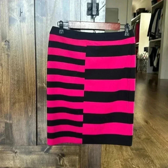 Halogen skirt size 4 - Picture 1 of 4